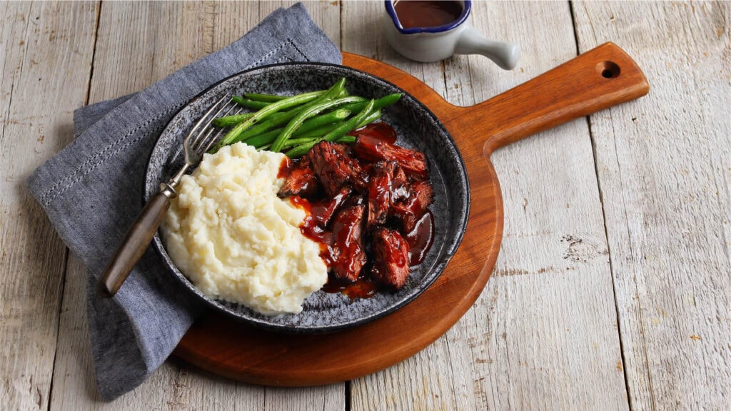 BBQ Brisket and Green Beans with Mashed Potatoes