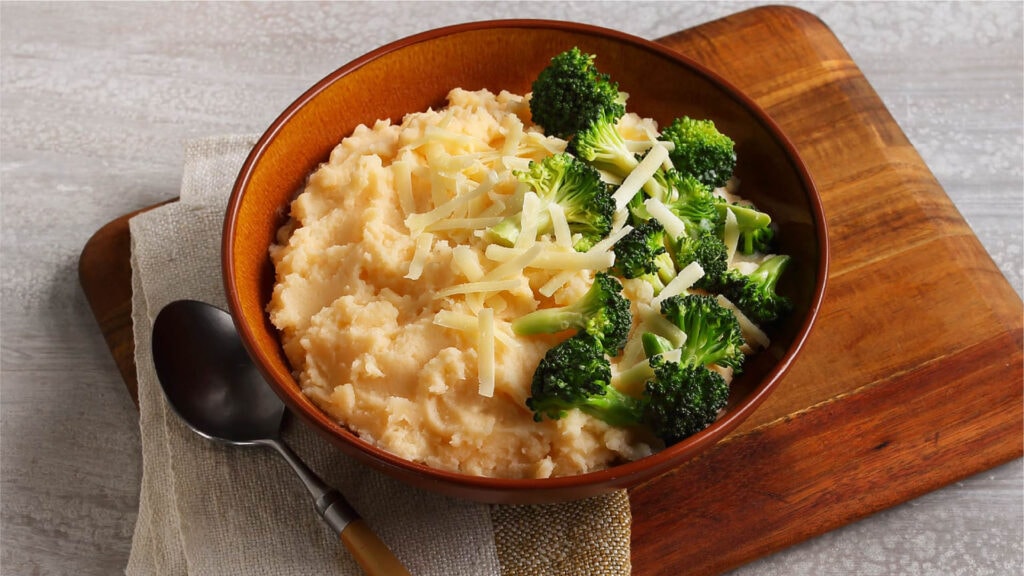 Mashed Potatoes with Broccoli and White Cheddar